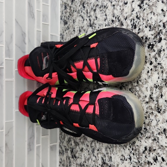 Black & Pink Adidas Dame 6 GCA Ruthless Basketball Shoes sz 10 Lillard sneakers - Picture 2 of 6